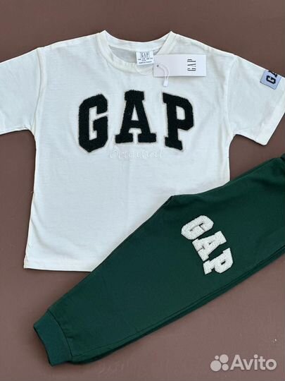 Костюм для мальчика gap