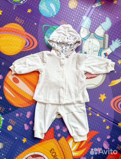 Новый велюровый костюмчик для малыша 74