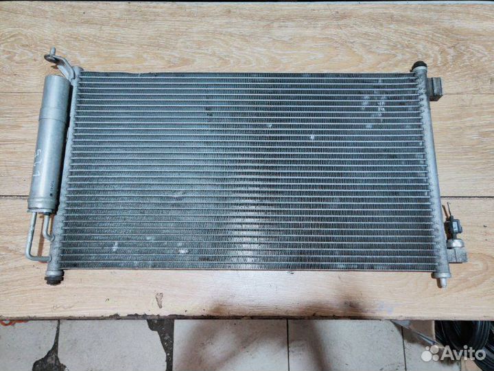 Радиатор кондиционера Nissan Note E11 2008