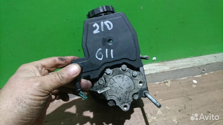 Насос гур Мерседес Е W210