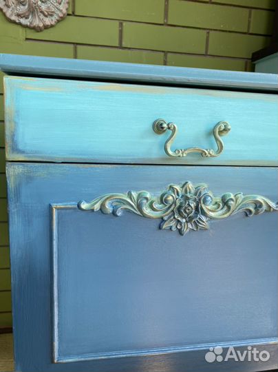 Тумбочка прикроватная в стиле бохо