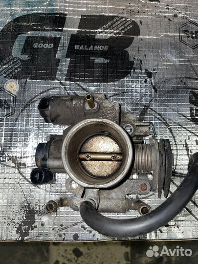 Дроссельная заслонка