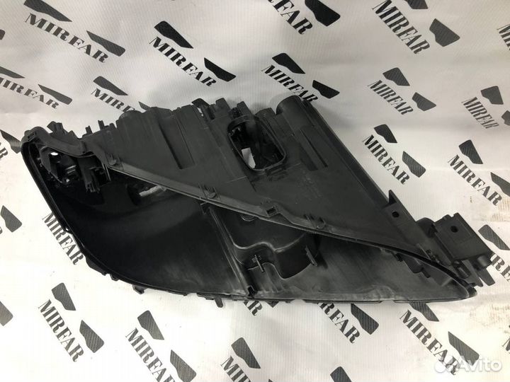 Правый корпус фары BMW 7 series F01 2012-2015 Full