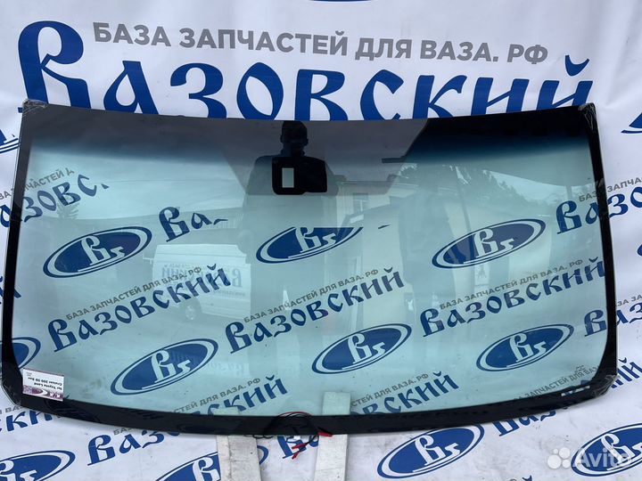 Стекло Toyota Land Cruiser 200/Lexus 570 2008-2015