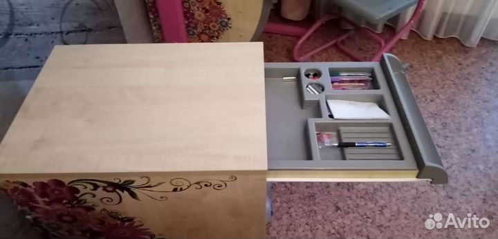 Детская парта для девочки «Дэми», стульчик, тумба