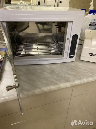 Ультрафиолетовый стерелизатор для инструментов