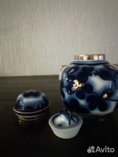 Чайница,фарфор лфз