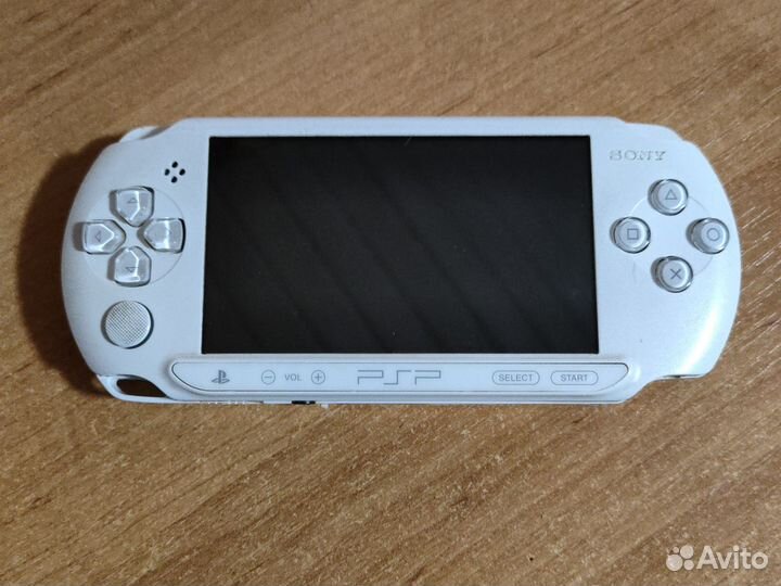 Sony PSP e 1008