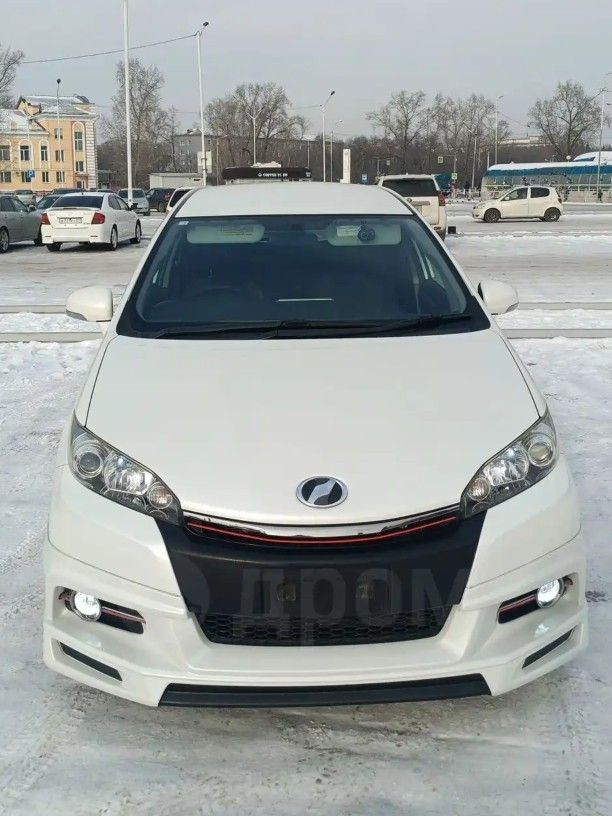 Toyota Wish: фото из отзыва