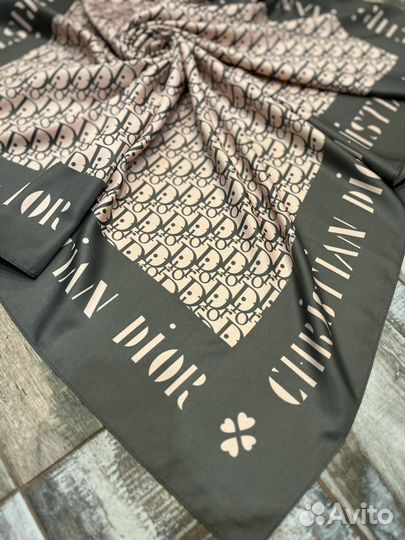 Шелковый платок Dior розовый с серым