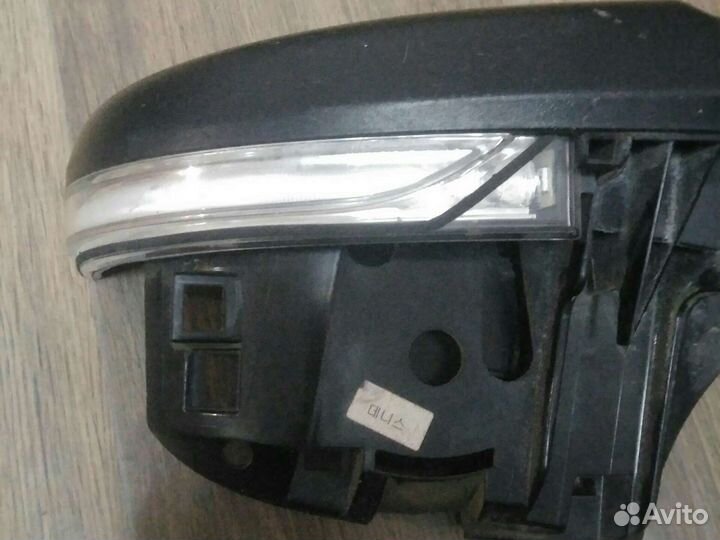 Диодный повторитель бокового зеркала