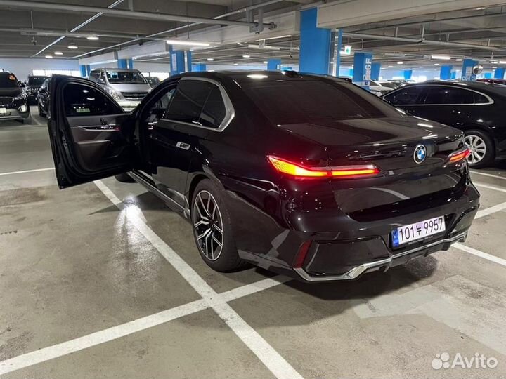 BMW 7 серия 3.0 AT, 2022