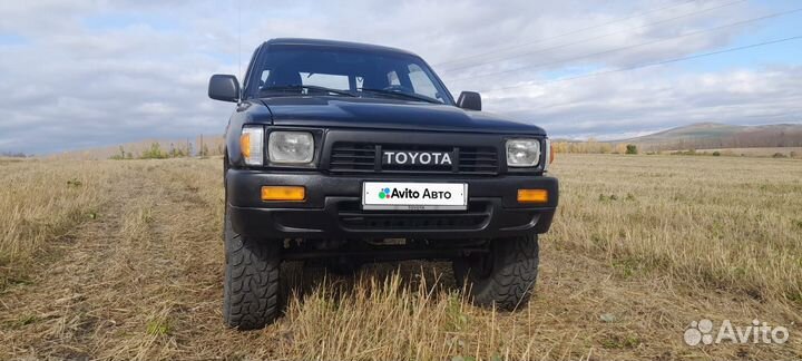 Toyota Hilux 2.4 МТ, 1994, 636 000 км