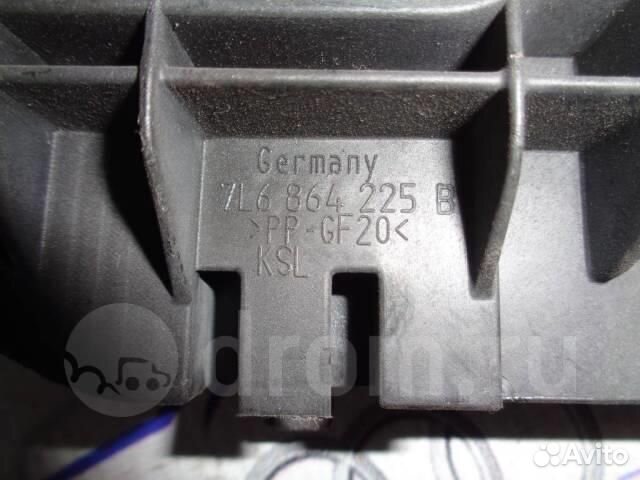 Кронштейн (сопут. товар) VW Touareg 2002-2010