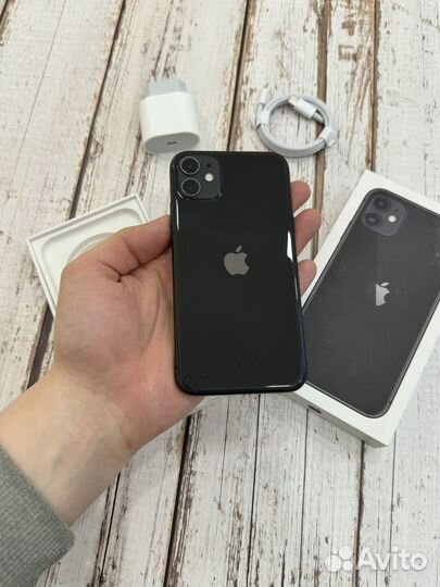 iPhone 11, 64 ГБ