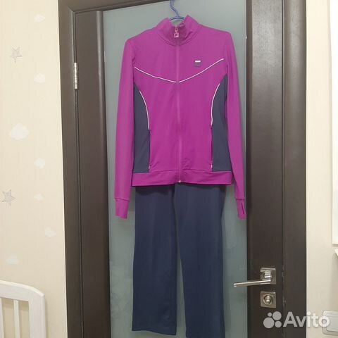 Спортивный костюм женский