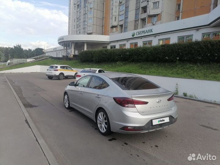 Hyundai Elantra 2.0 AT, 2019, 49 000 км