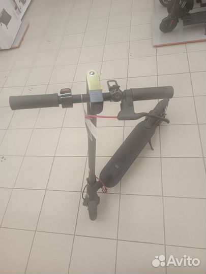 Xiaomi Mi Electric Scooter Pro 2