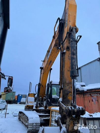 Гусеничный экскаватор JCB JS 220S, 2012
