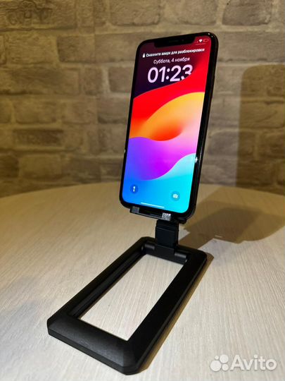 iPhone Xs, 64 ГБ