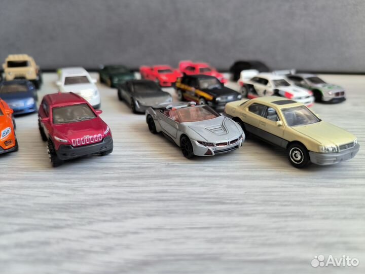 Машинки hot wheels, matchbox