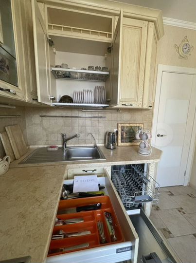 Квартира-студия, 52 м², 13/17 эт.