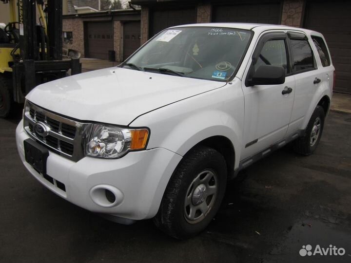 Разбор на запчасти Ford Escape