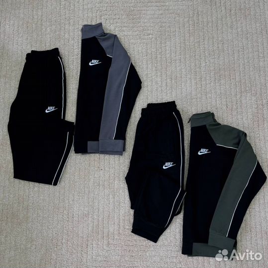 Спортивный костюм Nike