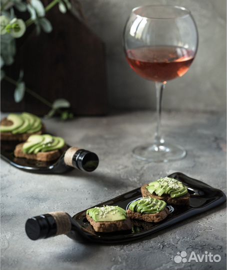 Бутылка тарелка