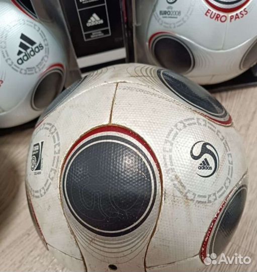 Футбольный мяч adidas europass2008