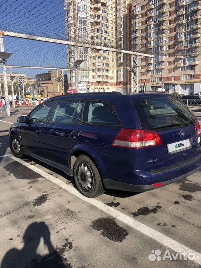 Opel Vectra 2.2 МТ, 2004, 216 500 км