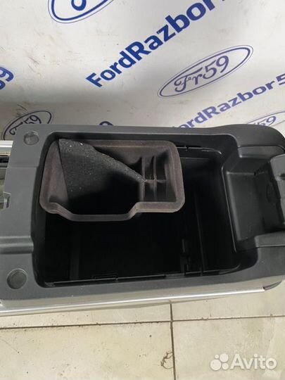 Подлокотник левый Mazda Cx-7 ER 2.3 (L3-VDT) 2007