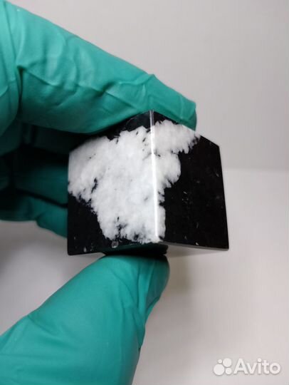 Каменные подставки под статуэтки, 3 шт. 30*30*30мм