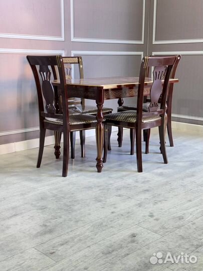 Стол и Стулья