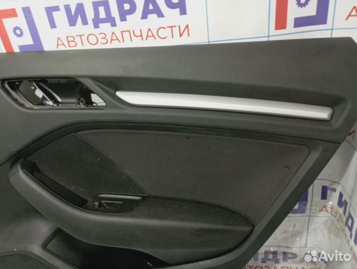 Обшивка двери задней правой Audi A3 (8V) 8V4867304