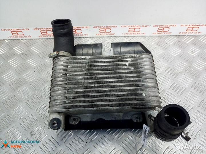 Интеркулер Toyota Yaris P1 рест. 2005 17940-33010