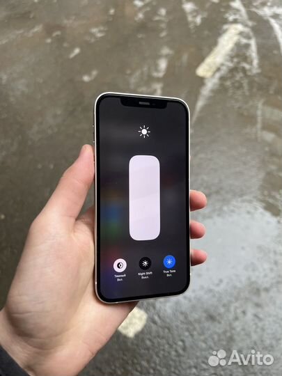 iPhone 12, 64 ГБ