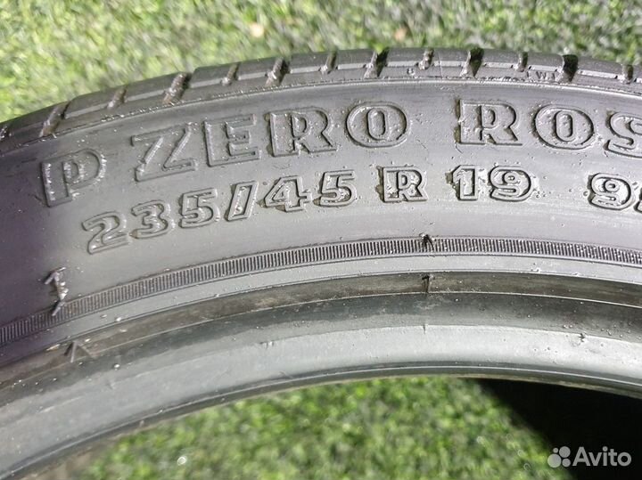 Pirelli P Zero Rosso 235/45 R19 95W