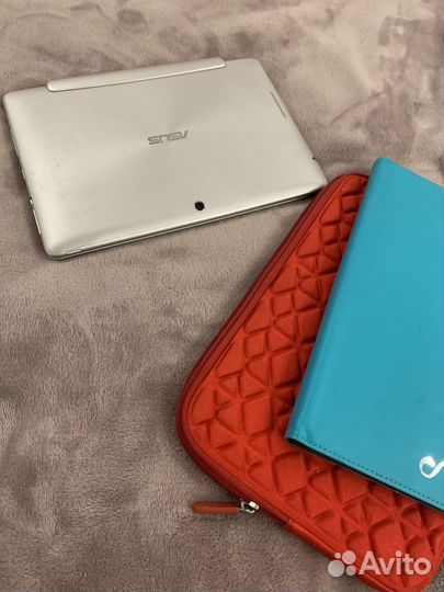 Планшетный компьютер Asus