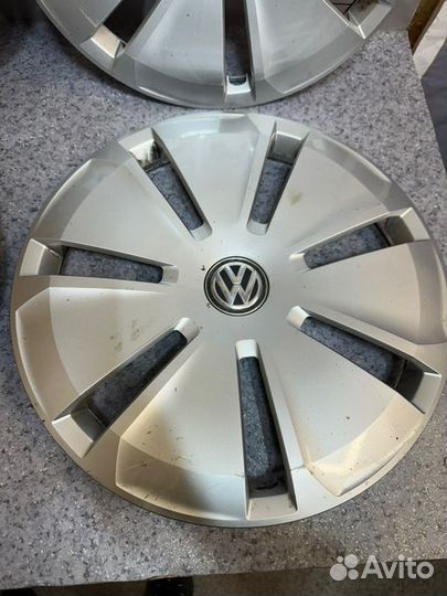 Колпак колеса Volkswagen Transporter caravelle CXH