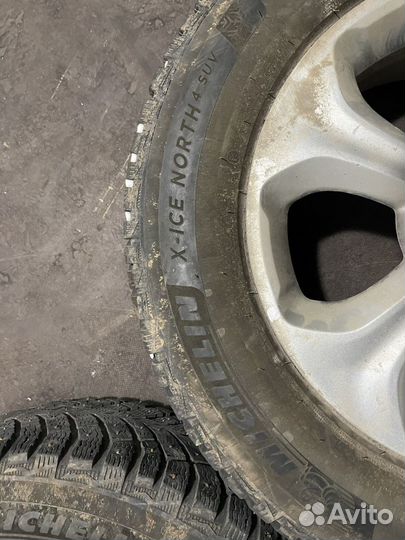 Michelin X-Ice North 4 SUV 235/65 R17