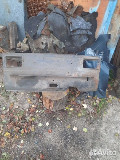 Задний фартук ваз 2103 (СССР)