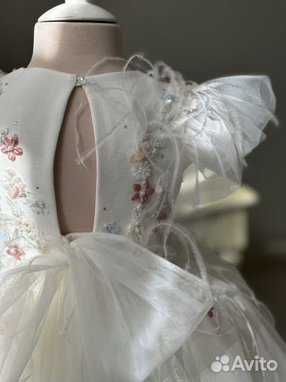 Эксклюзивное платье для девочки