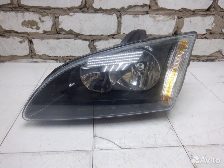 Фара левая Focus 2 дорест
