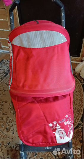 Прогулочная коляска