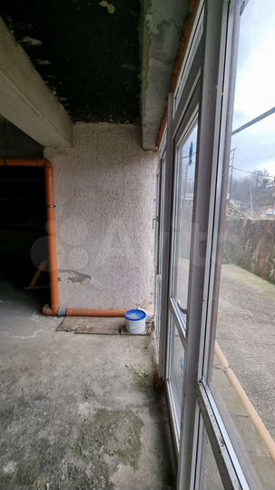 Комната 90 м² в 1-к., 1/5 эт.