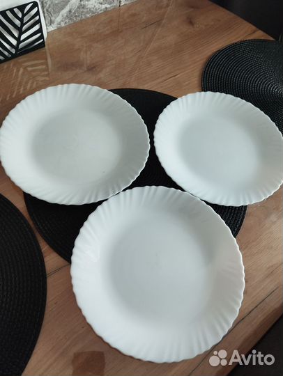 Тарелка новые