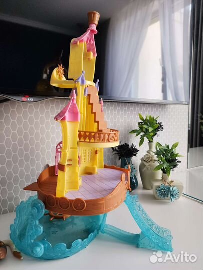 Замок Софии,тролли,моана