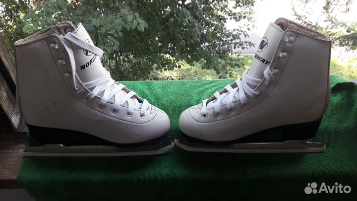 Коньки фигурные(детские)