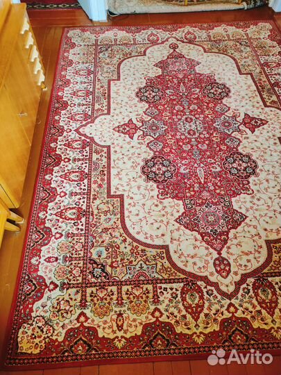 Ковер шерстяной, 253 х 346 см